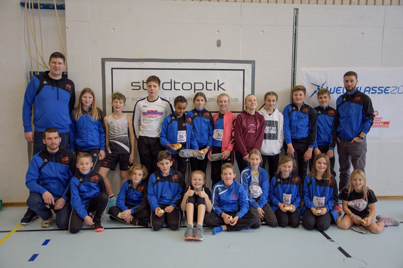 Jugi SATUS Belp am UBS Kids Cup Team in Thun - SATUS - Schweizer Arbeiter-, Turn- und Sportverband